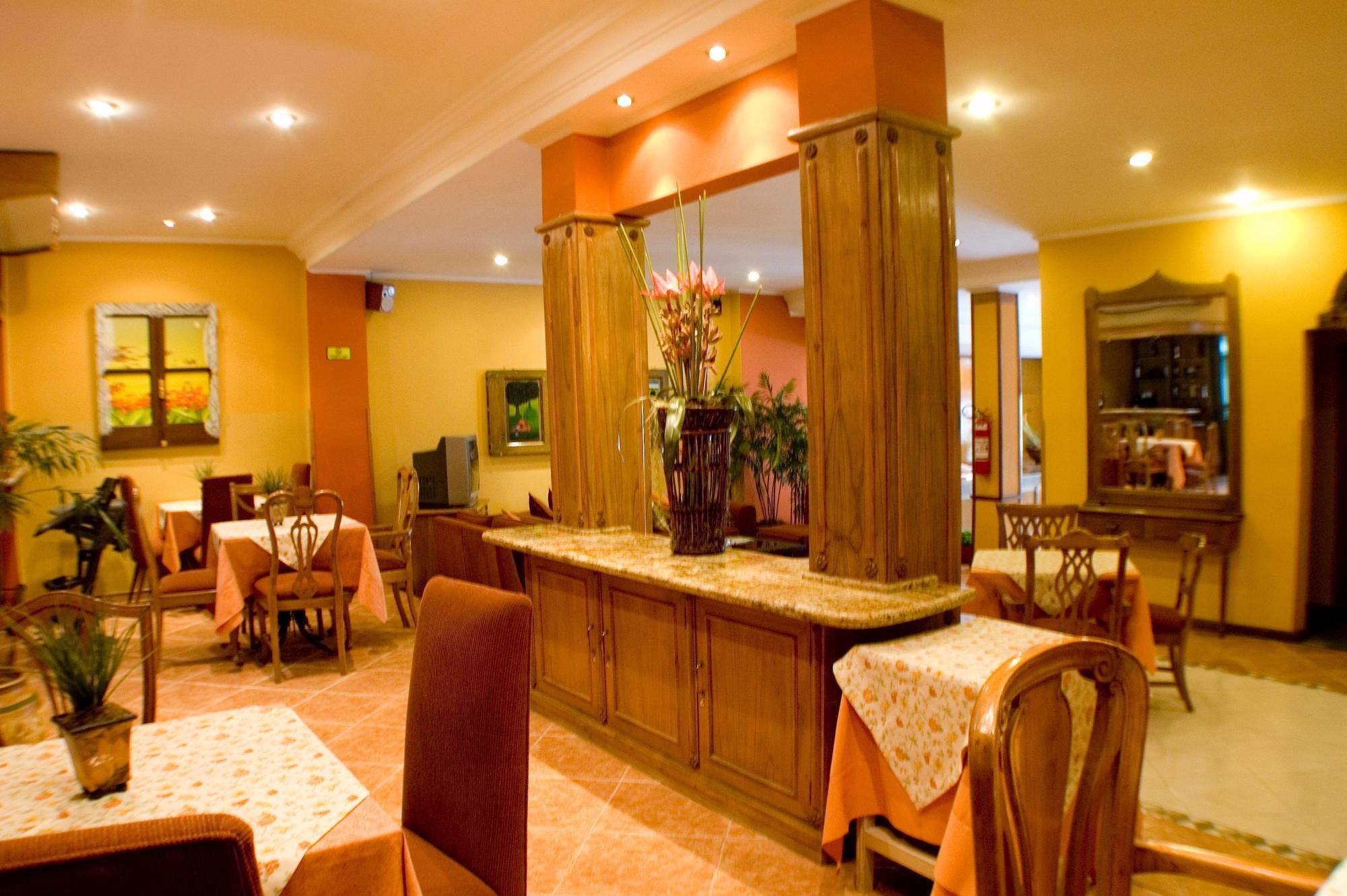 Hotel Bristol Asuncion Bagian luar foto